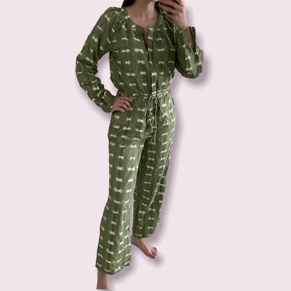 Style & Co Jumpsuit NWT Green Burnout Pockets Buttons Long Sleeve Small Petite - Picture 2 of 9